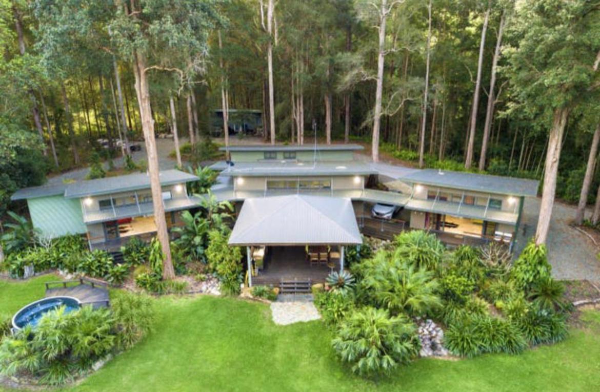 Dezen Accomodation Palmview Экстерьер фото